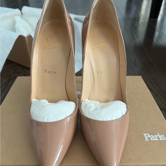 Christian Louboutin Nude Patent Pointed-Toe Stiletto Pumps - Picture 5 of 9